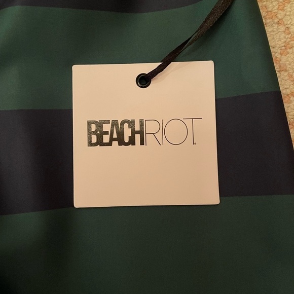 Beach Riot NWT Bike Shorts in verdant rugby stripe green blue women’s size XS - Picture 5 of 7